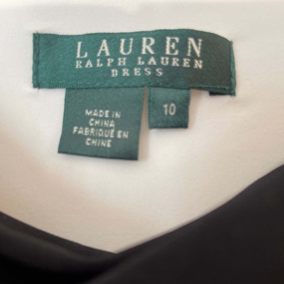 Classic Sophistication: Ralph Lauren Cocktail Dress - Picture 3 of 5